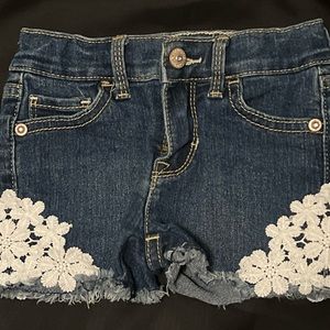 TODDLER 2T denim shorts